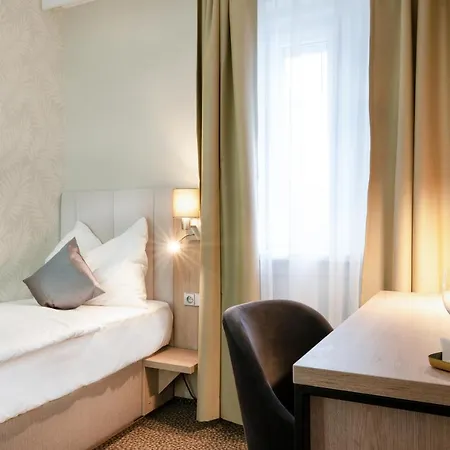 Karolina Guest house
